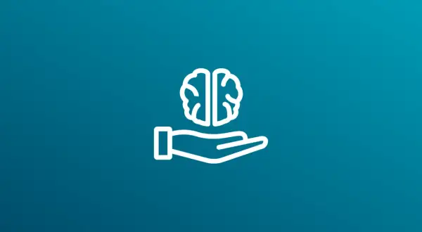Icône d'un cerveau tenu dans une main, symbolisant la fragilité de la mémoire ou un trouble de la mémoire.