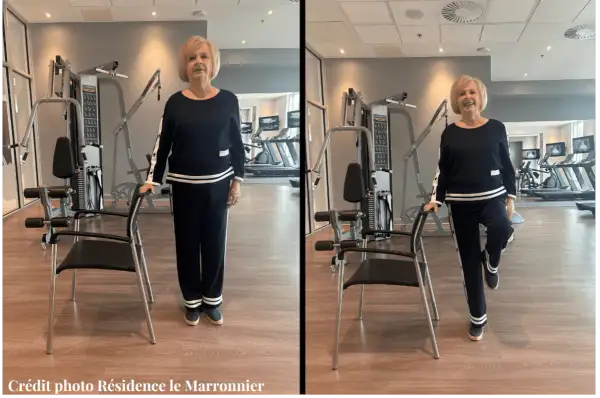 Une femme fait un exercice assis sur une chaise, puis se lève pour un exercice d'équilibre.